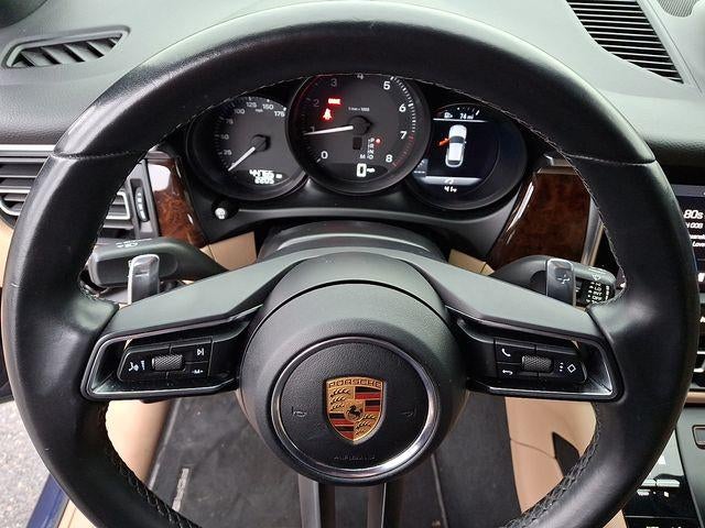 2022 Porsche Macan Base