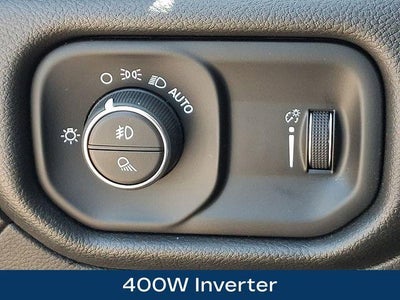 2025 RAM 1500 Tradesman Crew Cab 4x4 5'7" Box