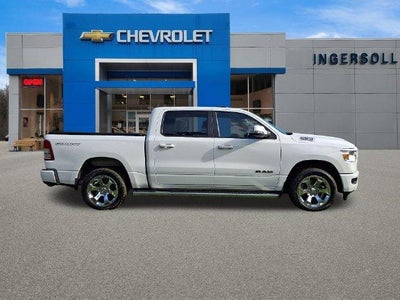 2020 RAM 1500 Big Horn Crew Cab 4x4 5'7" Box