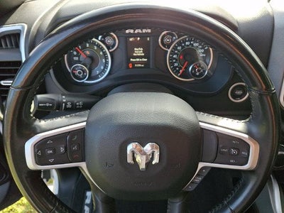 2020 RAM 1500 Big Horn Crew Cab 4x4 5'7" Box