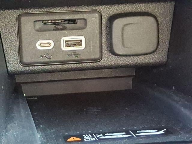 2022 Chevrolet Bolt EUV LT