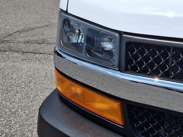 2024 Chevrolet Express Cargo 2500 Base