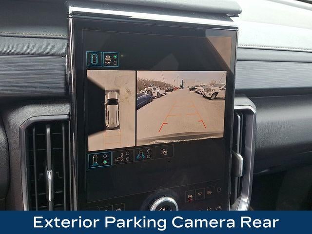 2025 GMC Acadia AT4