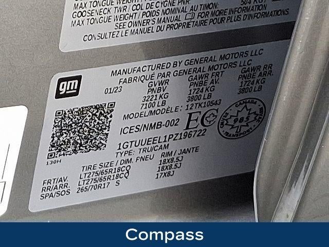 2023 GMC Sierra 1500 AT4