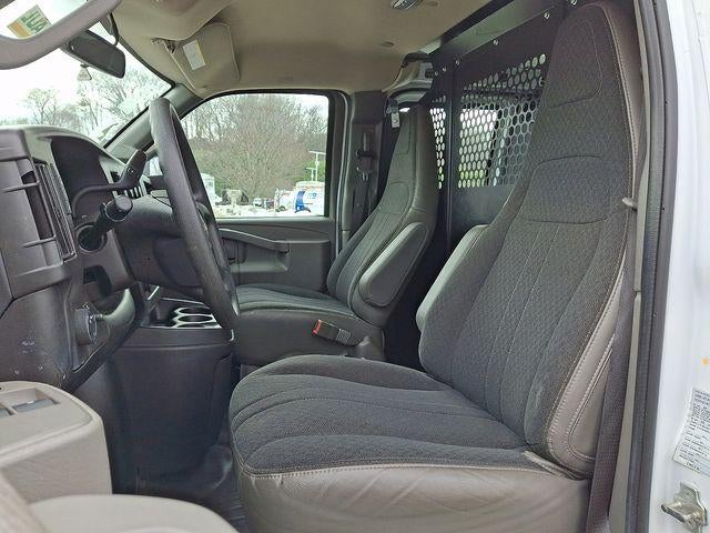 2024 GMC Savana Cargo 2500 Base