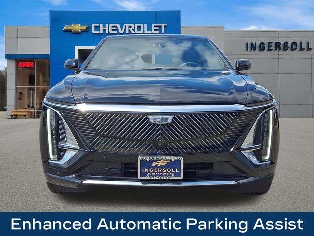 2024 Cadillac LYRIQ Luxury 2