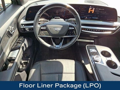 2024 Cadillac LYRIQ Luxury 2