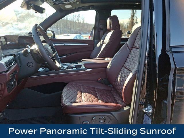 2025 Cadillac Escalade Sport