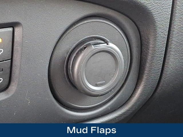 2024 Nissan Frontier Crew Cab SV 4x4