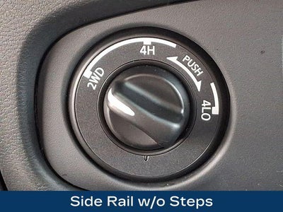 2024 Nissan Frontier Crew Cab SV 4x4