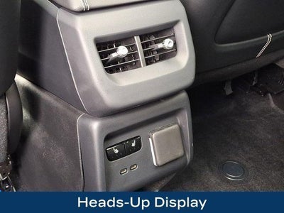 2025 Cadillac OPTIQ Luxury 2