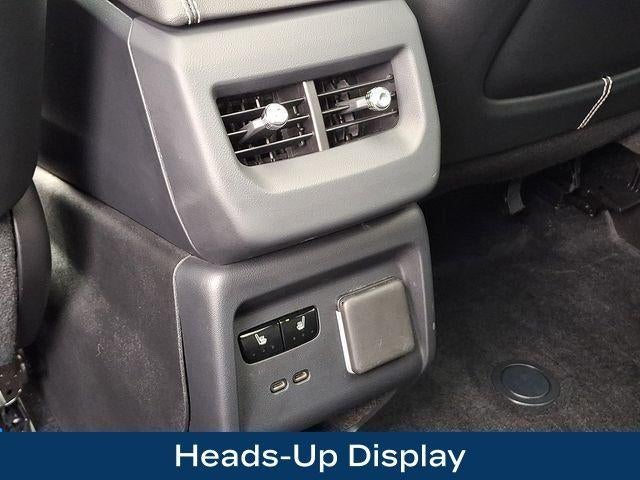 2025 Cadillac OPTIQ Luxury 2