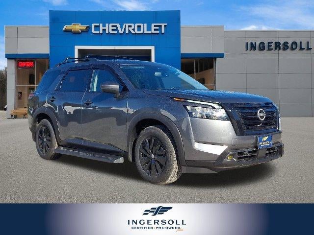 2022 Nissan Pathfinder SL 4WD