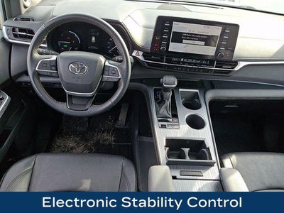 2024 Toyota Sienna Woodland Edition