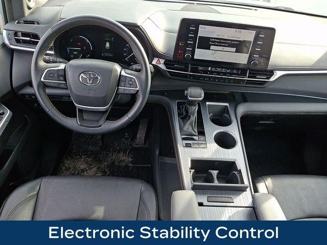 2024 Toyota Sienna Woodland Edition