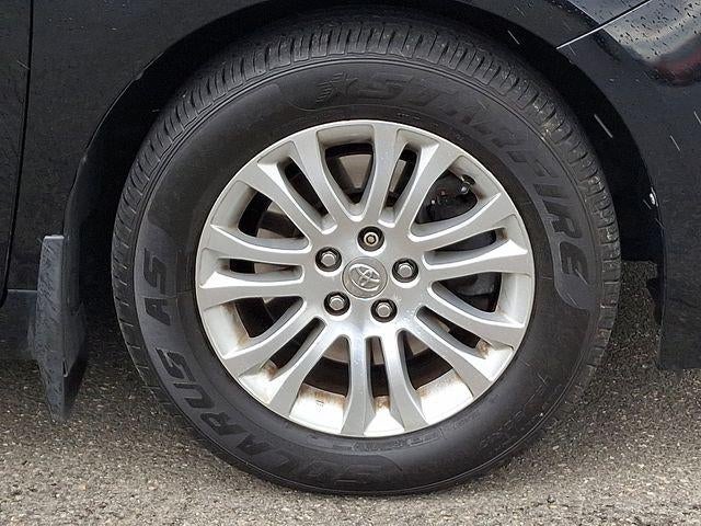 2015 Toyota Sienna XLE