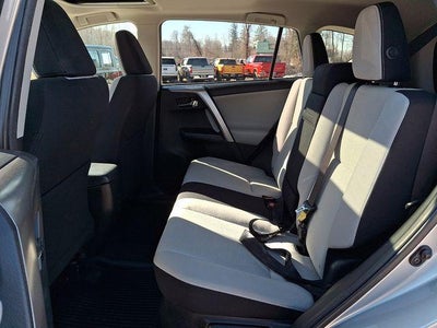 2017 Toyota RAV4 Hybrid XLE