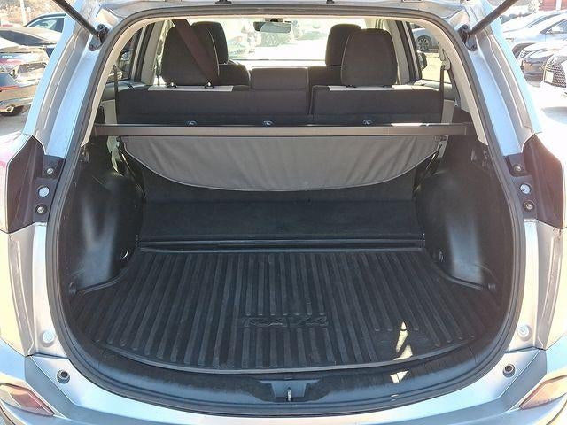 2017 Toyota RAV4 Hybrid XLE