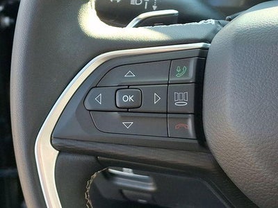 2023 Jeep Grand Cherokee Laredo 4x4