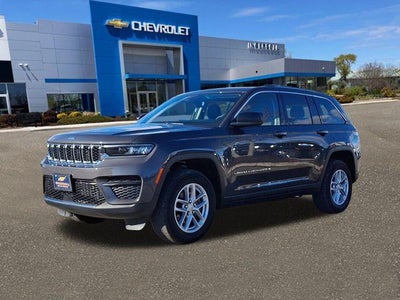2023 Jeep Grand Cherokee Laredo 4x4