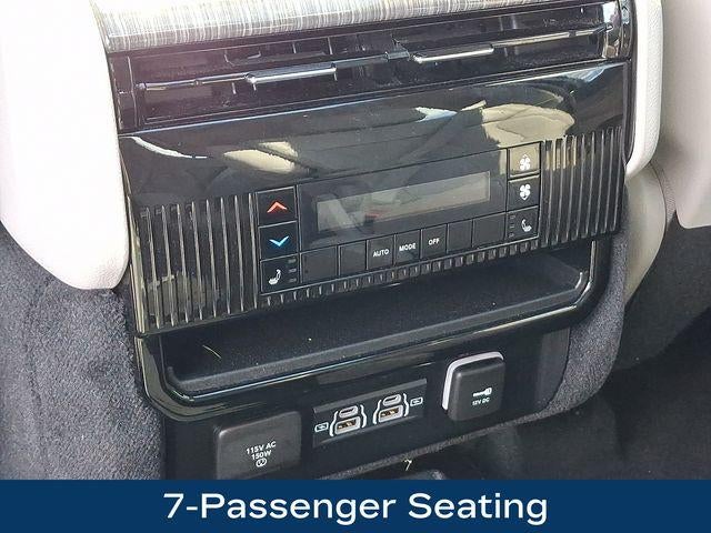 2022 Jeep Wagoneer Series III 4x4
