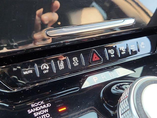 2022 Jeep Wagoneer Series III 4x4