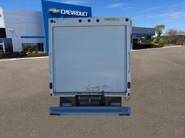 2024 Ford E-Series Cutaway Base