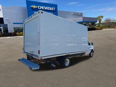 2024 Ford E-Series Cutaway Base