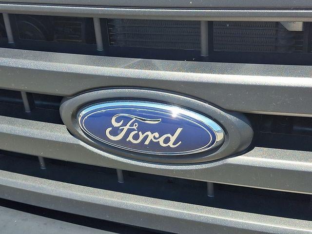 2024 Ford E-Series Cutaway Base
