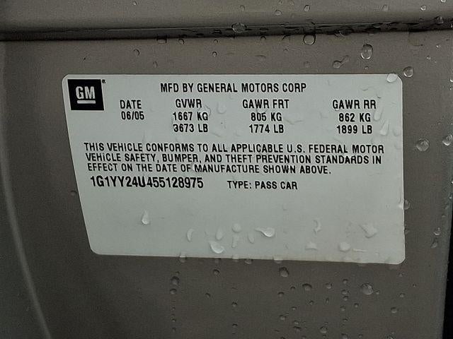 2005 Chevrolet Corvette Base