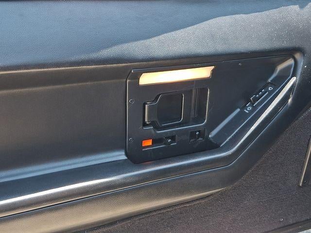 1989 Chevrolet Corvette Base