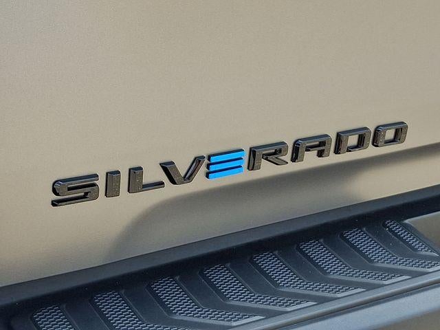 2026 Chevrolet Silverado EV Trail Boss - Max Range