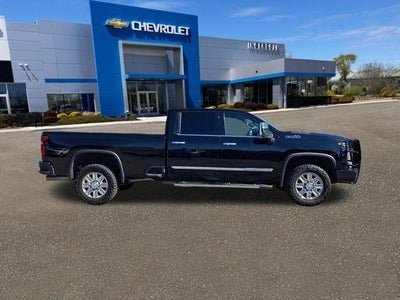 2025 Chevrolet Silverado 3500 HD High Country