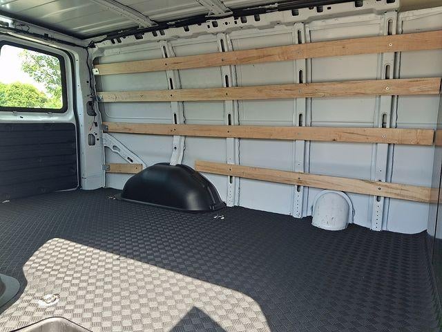 2025 Chevrolet Express Cargo Base