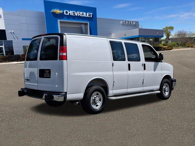 2025 Chevrolet Express Cargo Base