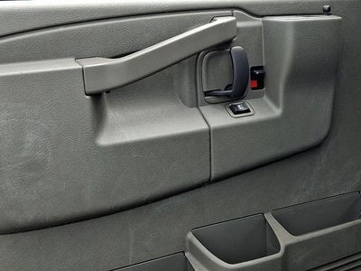 2025 Chevrolet Express Cargo Base