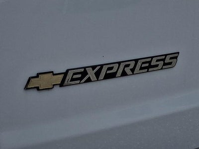 2025 Chevrolet Express Cargo Base