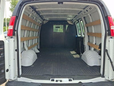 2025 Chevrolet Express Cargo Base