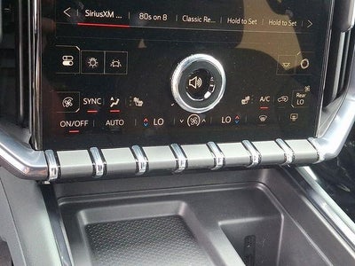 2025 GMC Acadia AT4