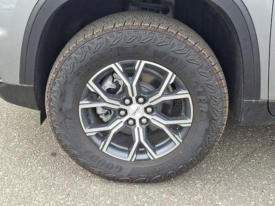 2025 GMC Acadia AT4