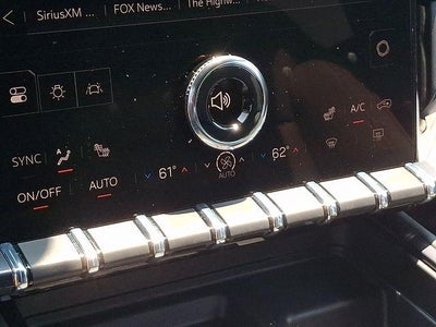 2025 GMC Acadia AT4