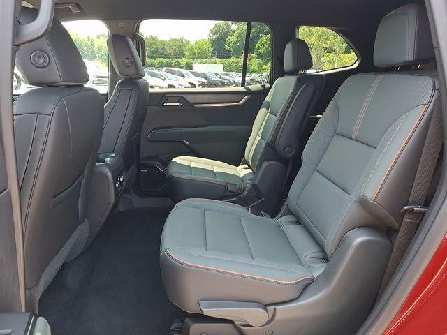 2025 GMC Acadia AT4