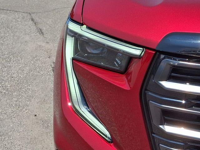 2025 GMC Acadia AT4