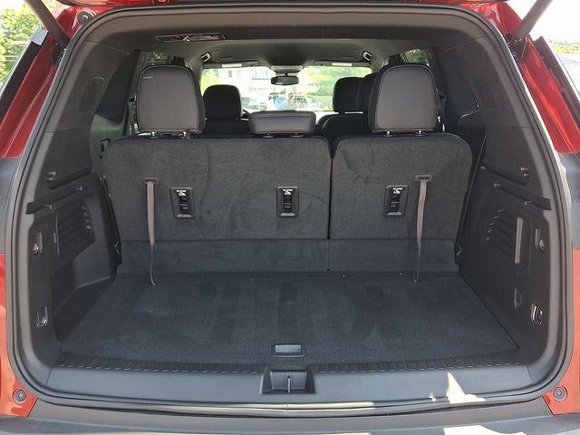 2025 GMC Acadia AT4