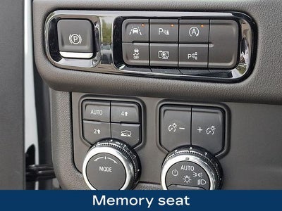 2025 GMC Yukon Elevation