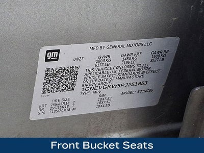 2023 Chevrolet Traverse LT Cloth