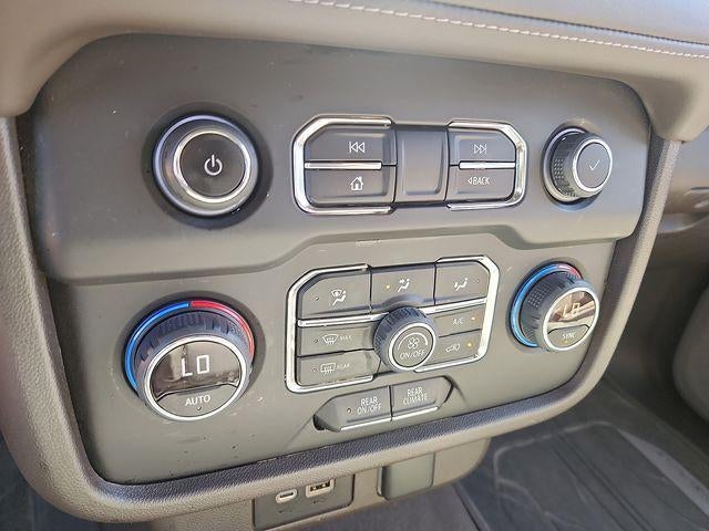 2022 Chevrolet Suburban LS