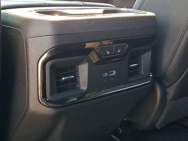 2025 GMC Sierra 3500 HD AT4