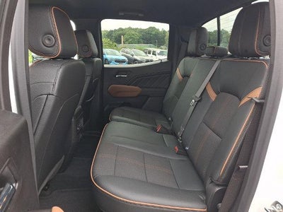 2025 GMC Canyon AT4
