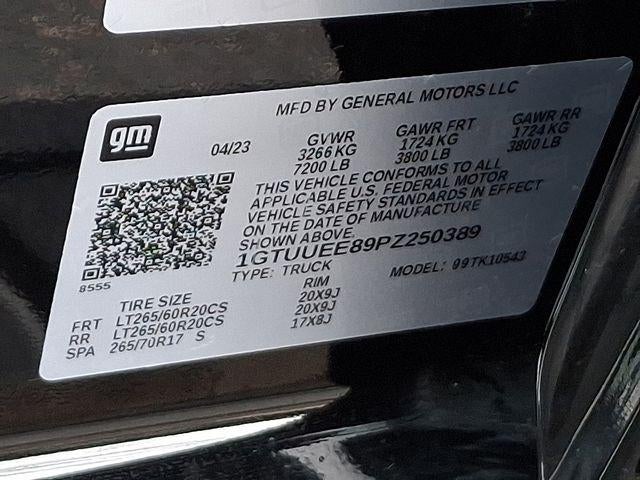 2023 GMC Sierra 1500 AT4